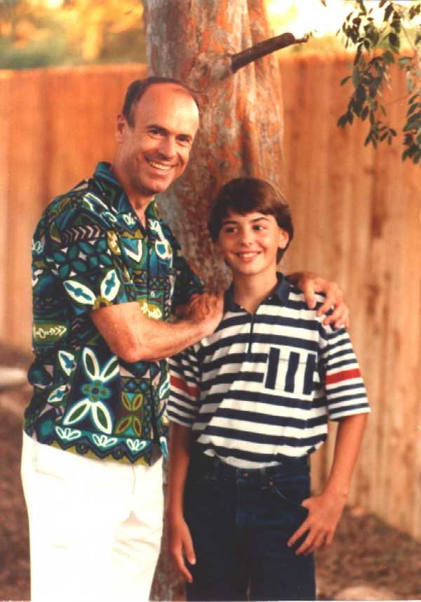 Dad and David in Phoenix, Arizona (Roy's), July 1989